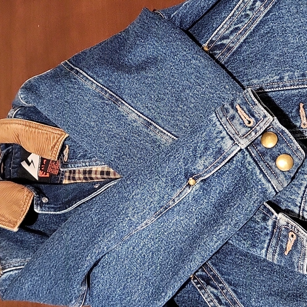 Large jean jacket (from Stig)